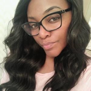 Meet your Posher, Vanessa